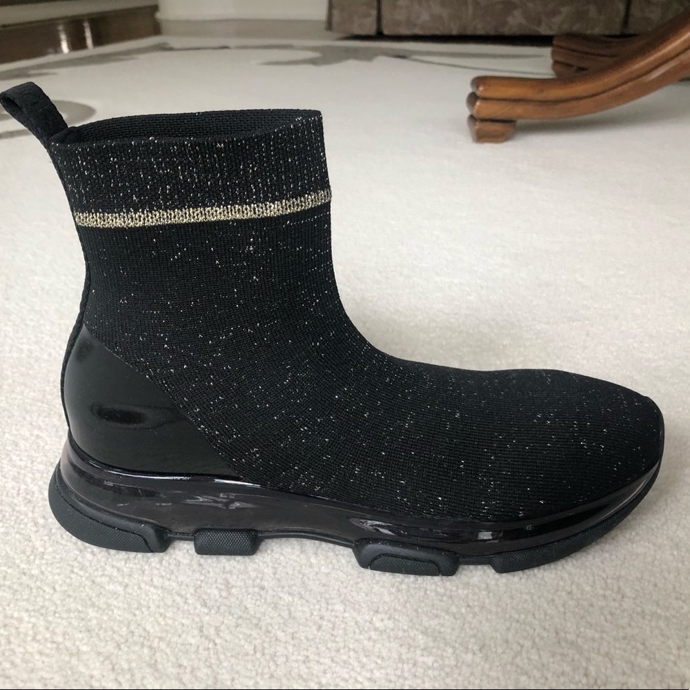 Michael Kors Kendra Bootie